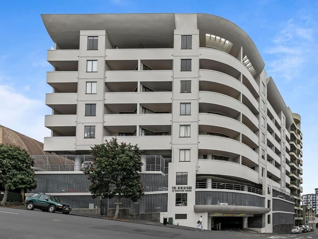 Beautiful Sky Tower View Home Near K' Road W/ Free Parking Окленд Екстер'єр фото